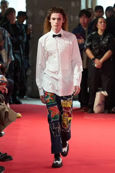 Look 33